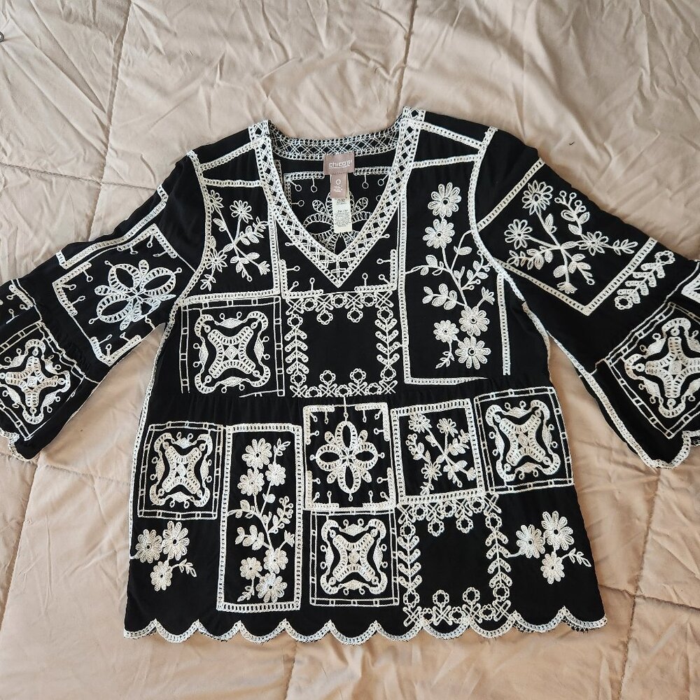 Chico’s Floral Story embroidered patchwork v-neck ruffle top blouse shirt tunic